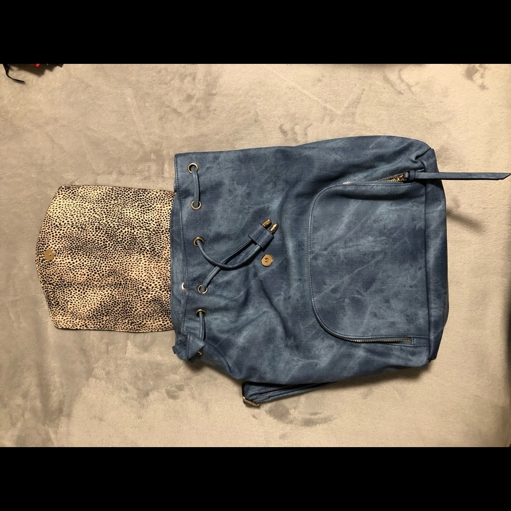 Drawstring Backpack - Picture 4 of 8